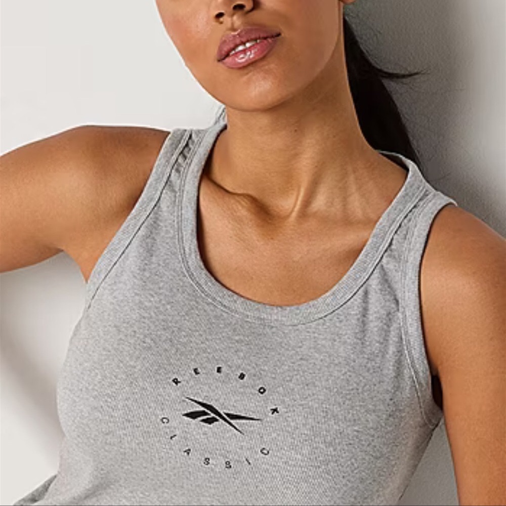 REEBOK Women’s S Classic Q3 IDE Gray Ribbed Sleeveless Relaxed Fit Tank Top NWT
